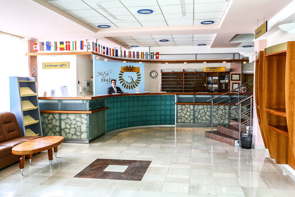 Villa Tamaris - Hotel Resort Drazica Крк Екстер'єр фото